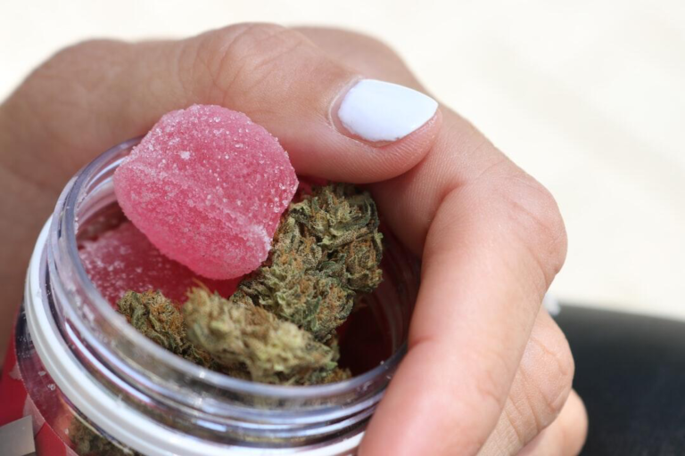 The Benefits of Cannabis Gummies for Relaxation and Wellness