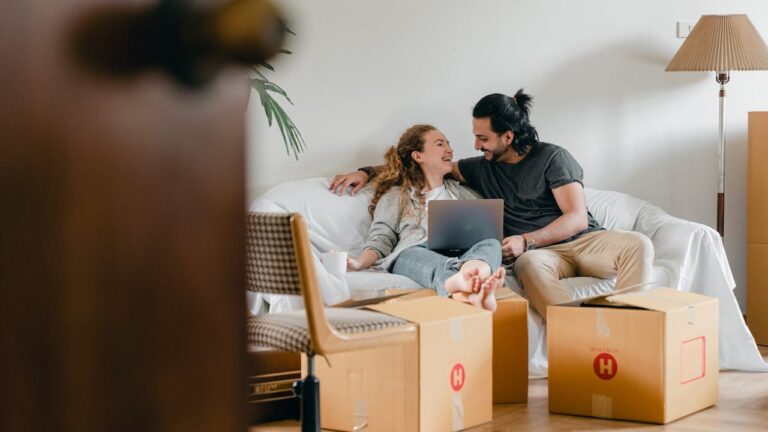 Organizing Your New Home: 10 Tips for Efficient Unpacking and Arranging