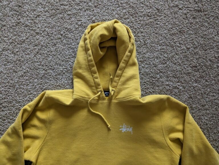 How to Make Heads Turn with the Iconic Stussy Hoodie